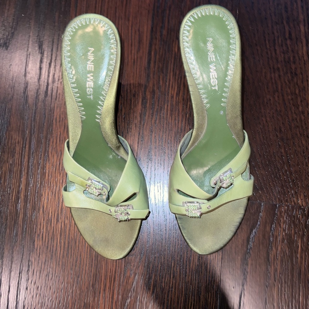 Nine West green open toe short heels